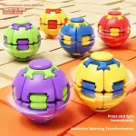 3D Magic Spin Fidget Ball - Image 4